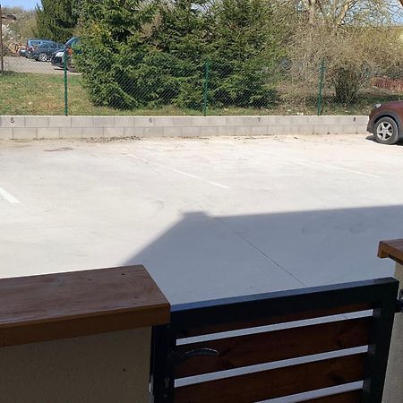 Apartman S Terasou Зволен Экстерьер фото