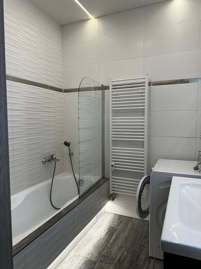 Apartman S Terasou Зволен Экстерьер фото