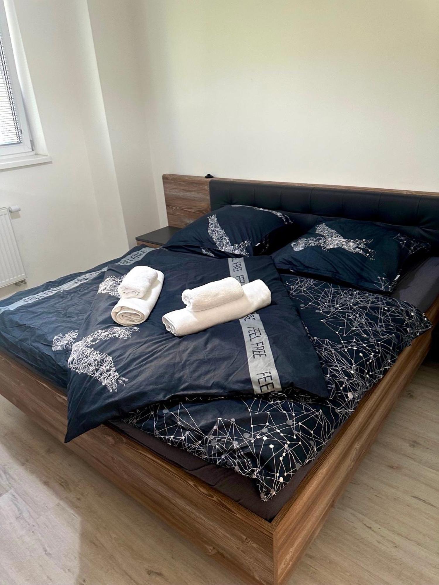 Apartman S Terasou Зволен Экстерьер фото